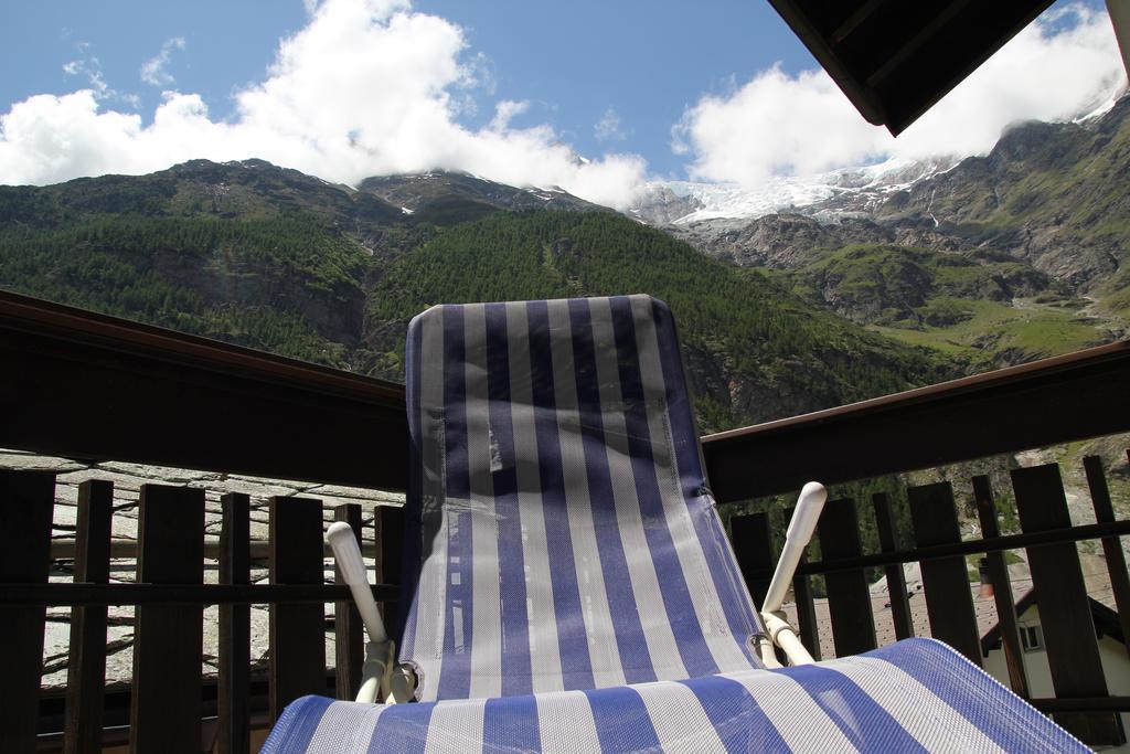 Ferienwohnungen Wallis - Randa Bei Zermatt חדר תמונה